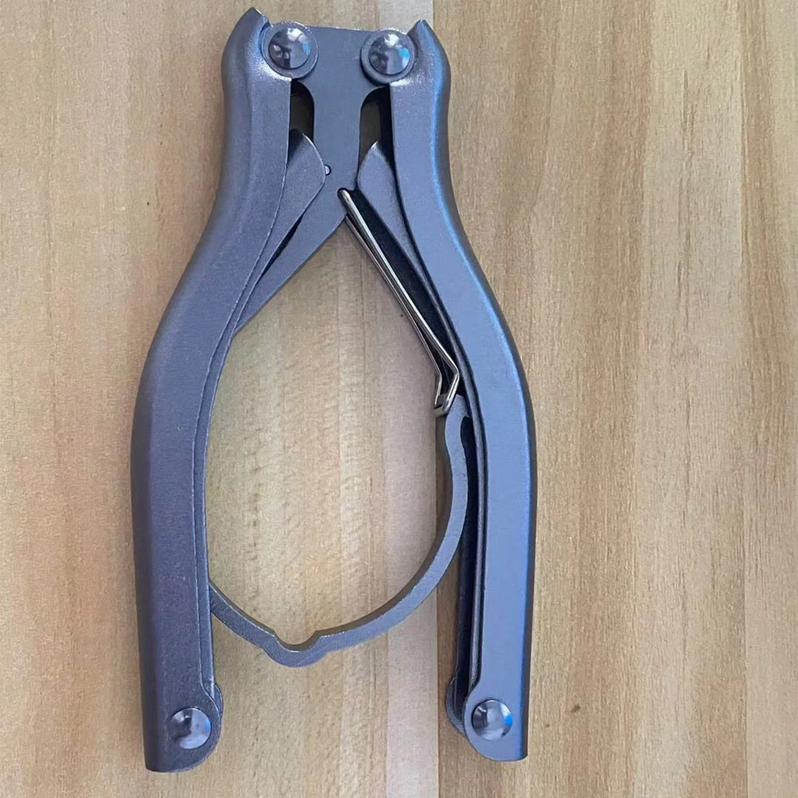 

Металлические вешалки ACRDDK