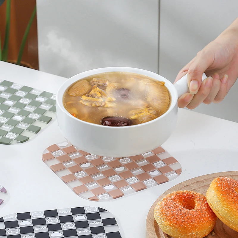 

PVC Cute Coaster Cartoon Creative Insulation Cup Mat Desktop Placemat Coaster Animal Pattern Insulation Mat Kitchen Accessories