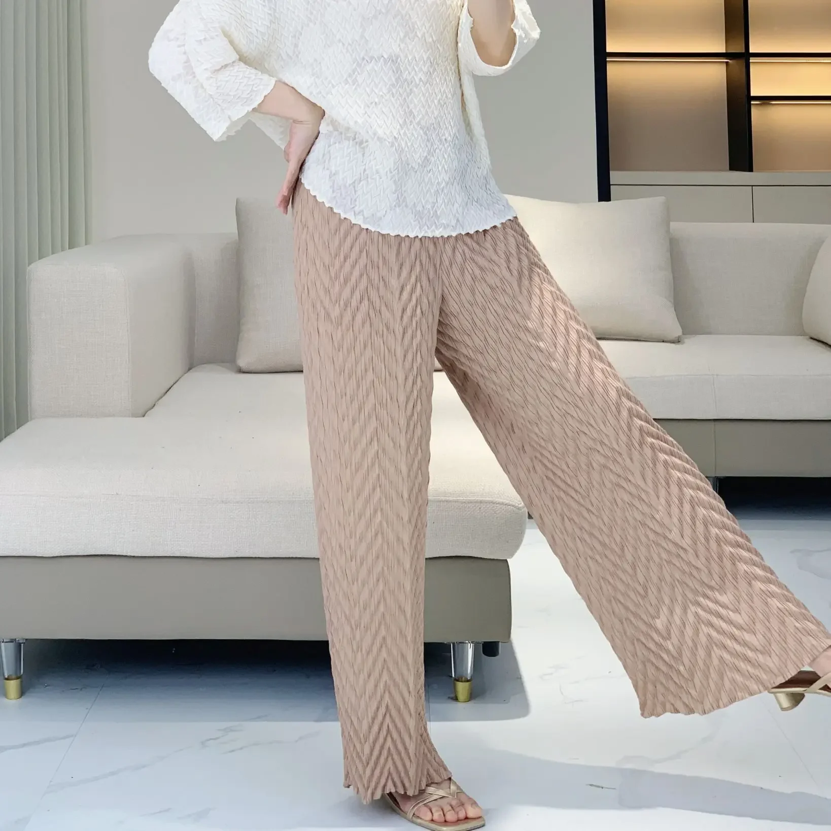 Брюки женские плиссированные с широкими штанинами модные Универсальные