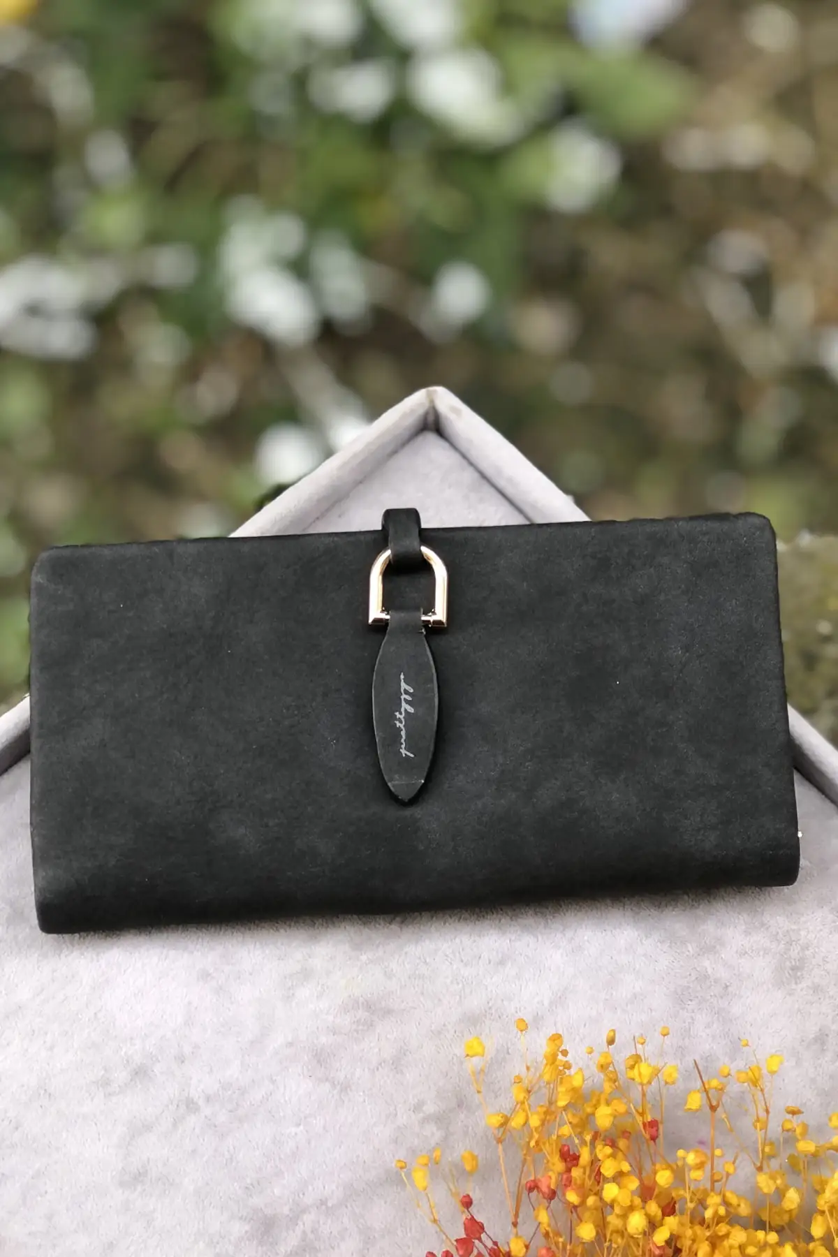 

Women's Wallet Metal Buckle Horizontal Black Luxury Design Fashion Coin Purse Simple Card Holder Wallet