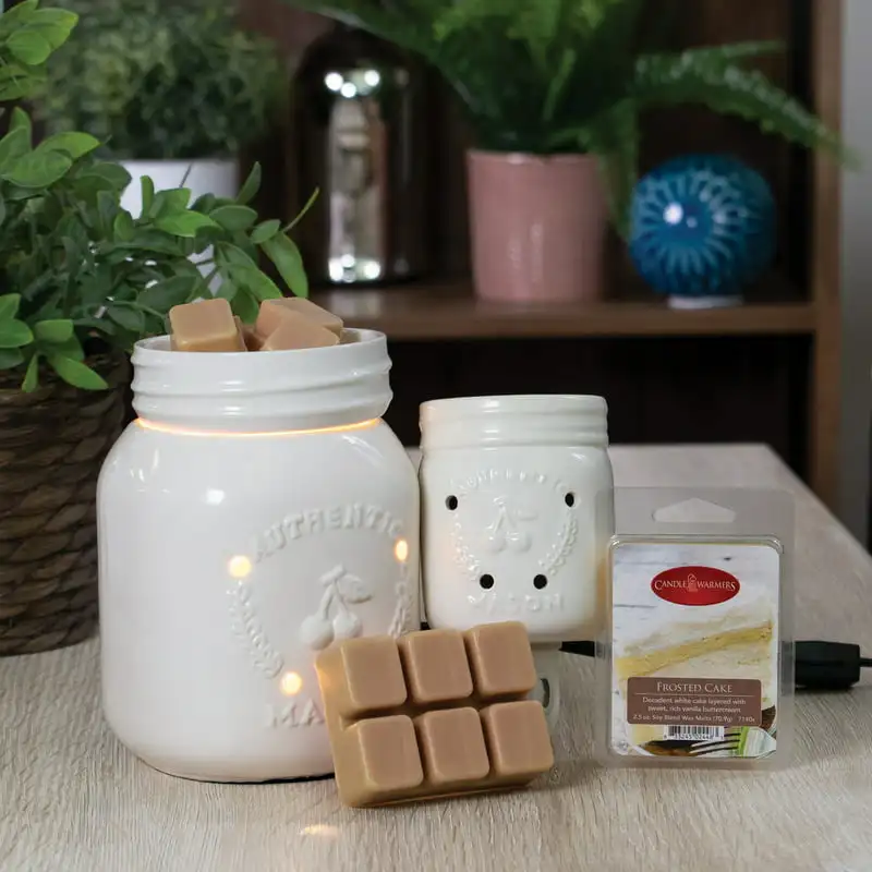 

Jar Fragrance Warmer and Pluggable Warmer Gift Set ($29 Value)
