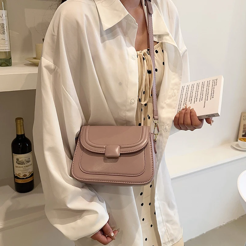 Fashion Women Crossbody Saddle Bag PU Leather Small Handbags Purses Retro Designer Messenger Bags Luxury Female Shoulder Bags