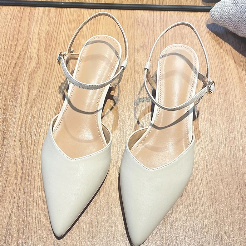 

2023 New Thick Heel Sandals Women's Bag Head Straight Button Strap Pointed Sandals Women's Summer Mid Heels
