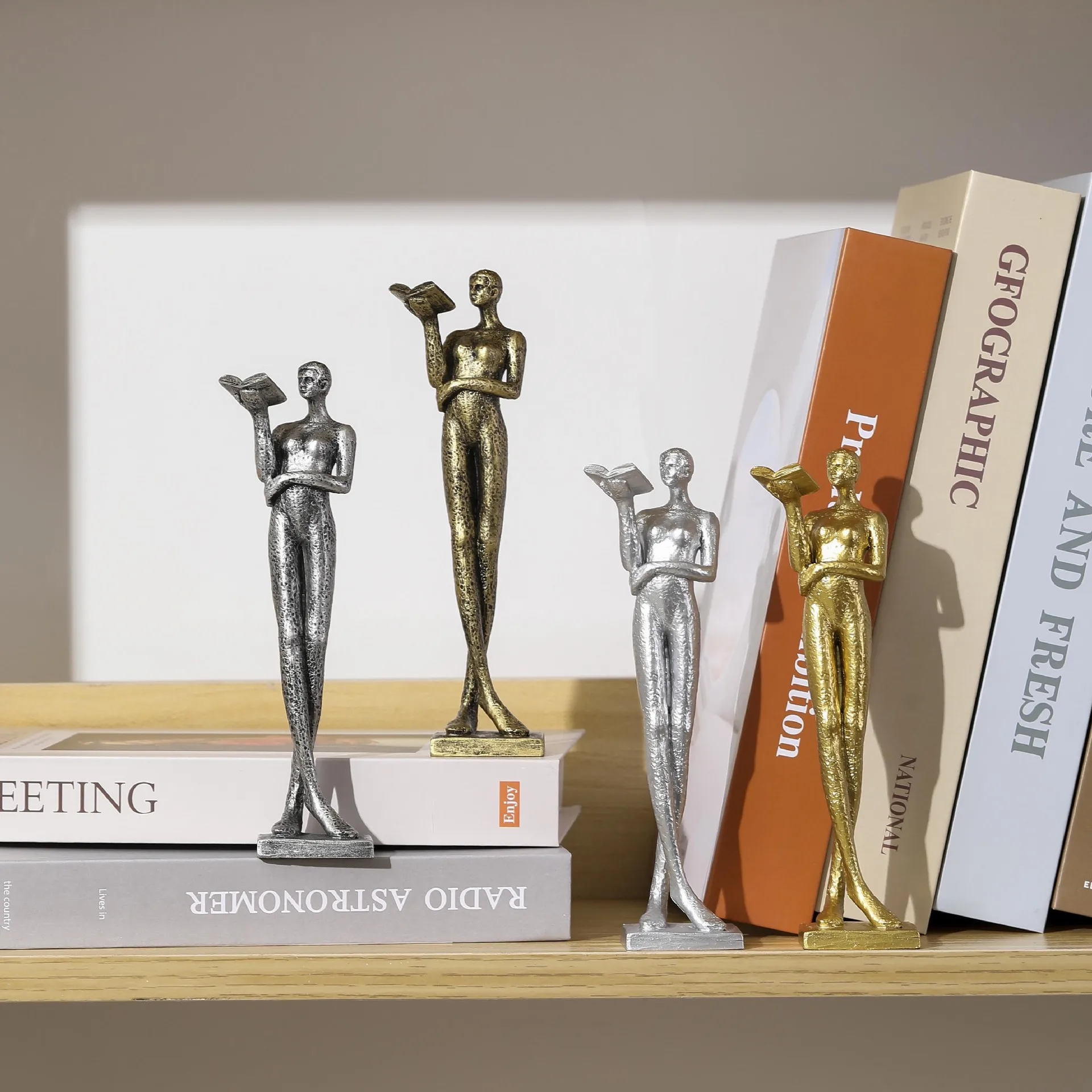 

Artistic Reading Character Decorations Resin Figurines Crafts Bookshelves Office Desk Study Rooms Computer Desktop Art Ornaments