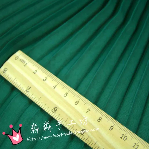 

Lace Fabric 5 Yards Wholesale of Military Ink Green Organ Pleated and Wrinkled Thin Chiffon Pleated Evening Dress