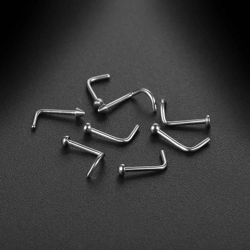 Серьги-гвоздики из титана для пирсинга ноздрей 18/20 г