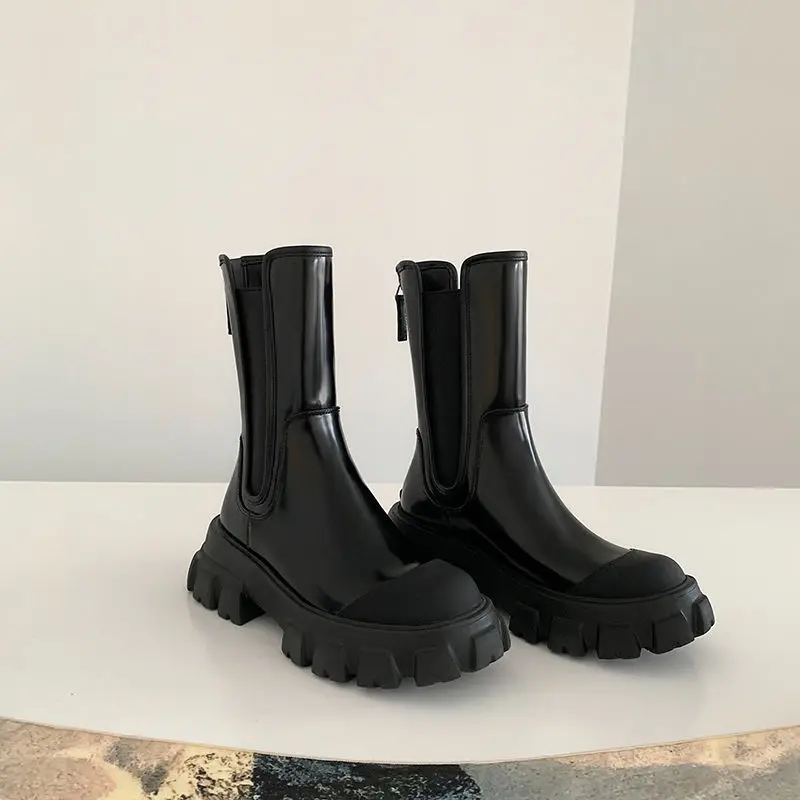 

HOUZHOU Platform Short Boots Woman 2022 Autumn Winter Gothic Chelsea Ladies Shoes Chunky Designer Footwear Casual Fashion