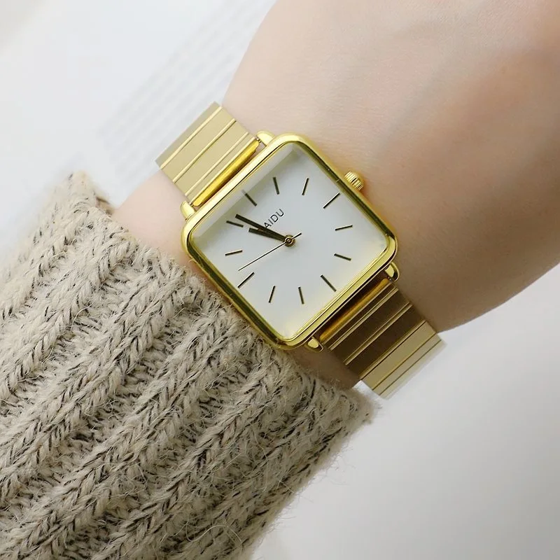 

Women Quartz Watch Luxury Fashion Square Gold Case Steel Band Simple Roman Numerals Dial Clock Female Watches Ladies Wristwatch
