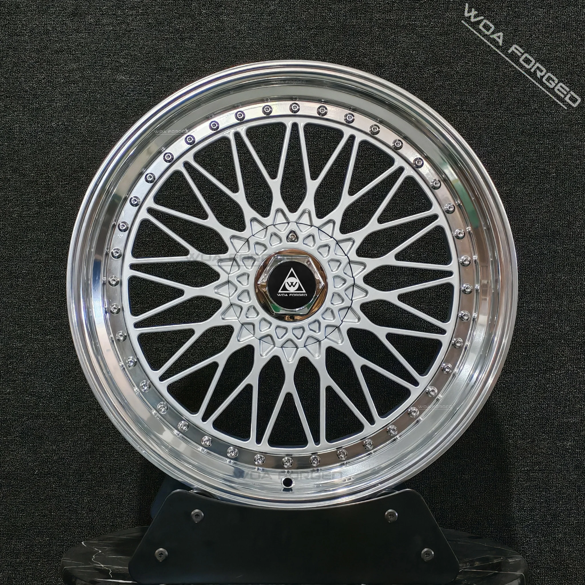 Фото Кованые диски WOA X-Rims Boost с спойлером, двухсоставные, серебристые, 5x120, 5x112, глубокий профиль, хромированные, с переплетающимися спицами, 19, 20, 21 дюйм, популярные для M3 №4