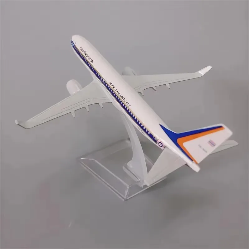 Масштаб 1/400 737 модель самолета из сплава 16 см B737 тайского президентского