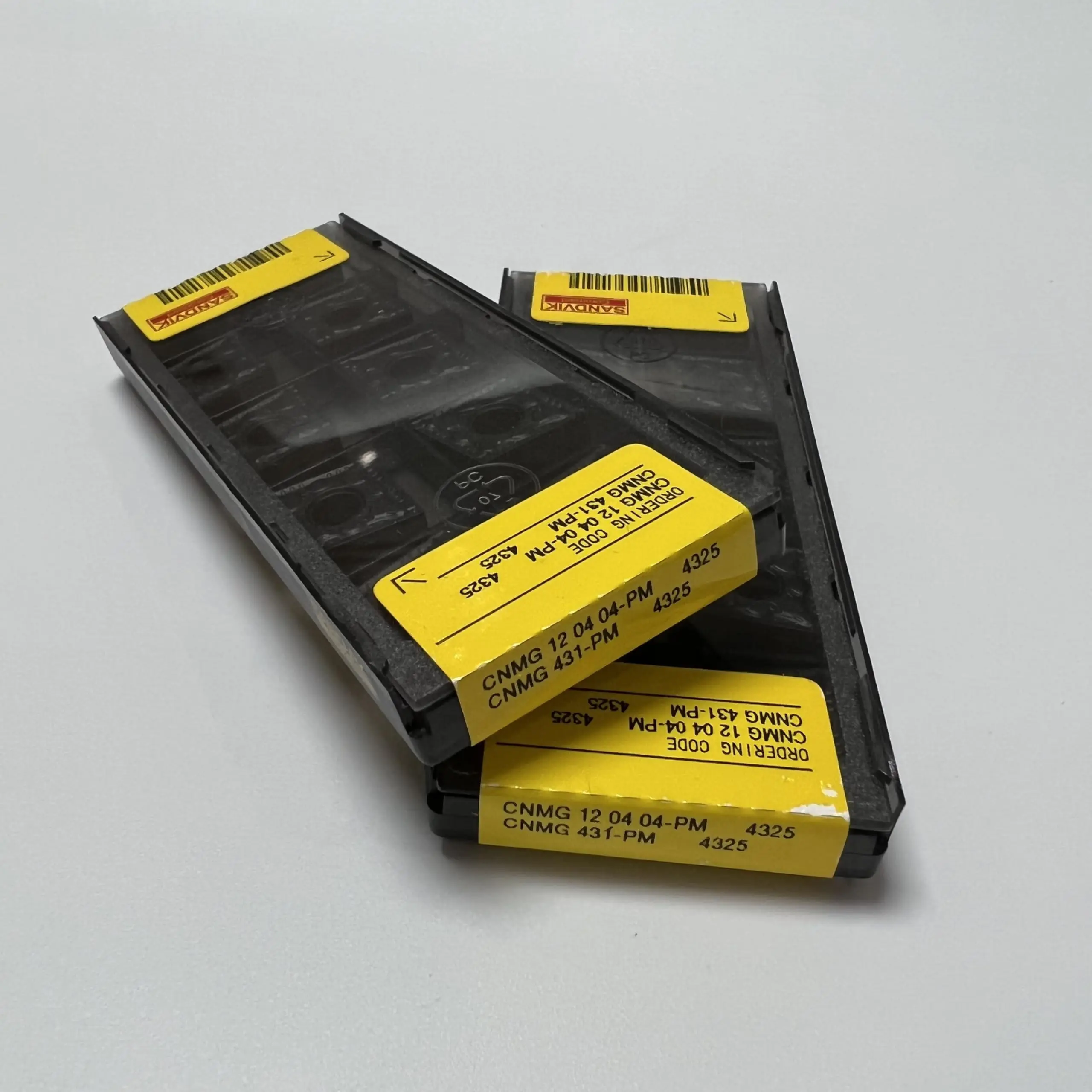 Оригинальное лезвие CNMG 120404 -PM 4325 / 120408 Ostrze z węglików spiekanych CNC 10 sztuk