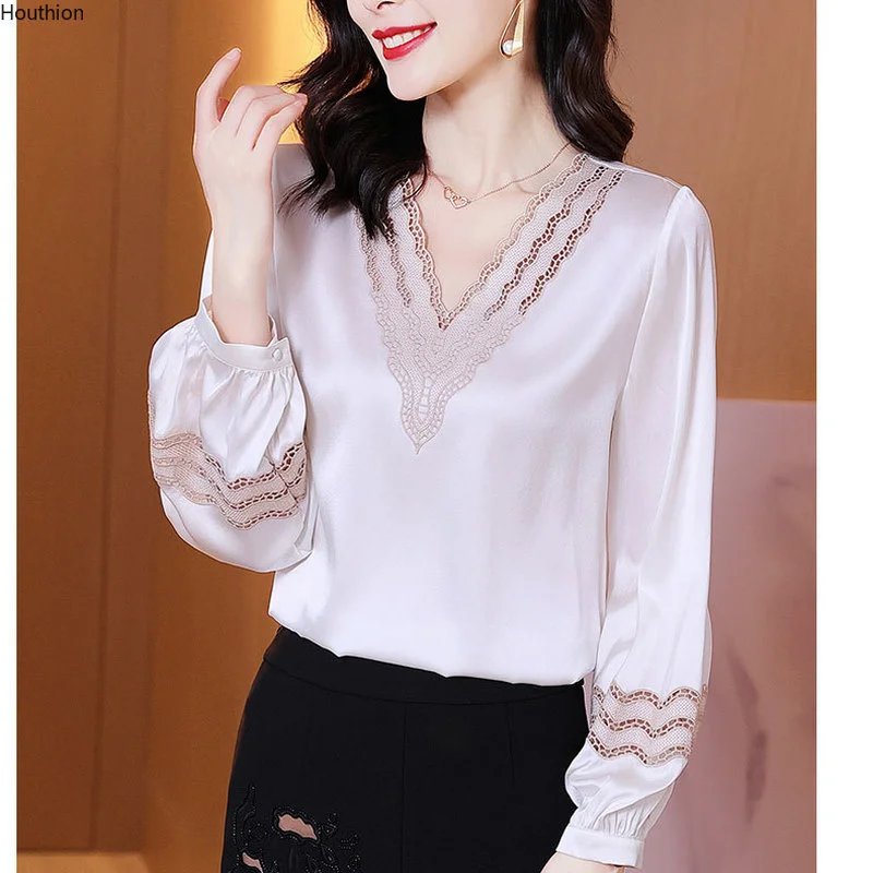 

Женская блузка с длинным рукавом и V-образным вырезом