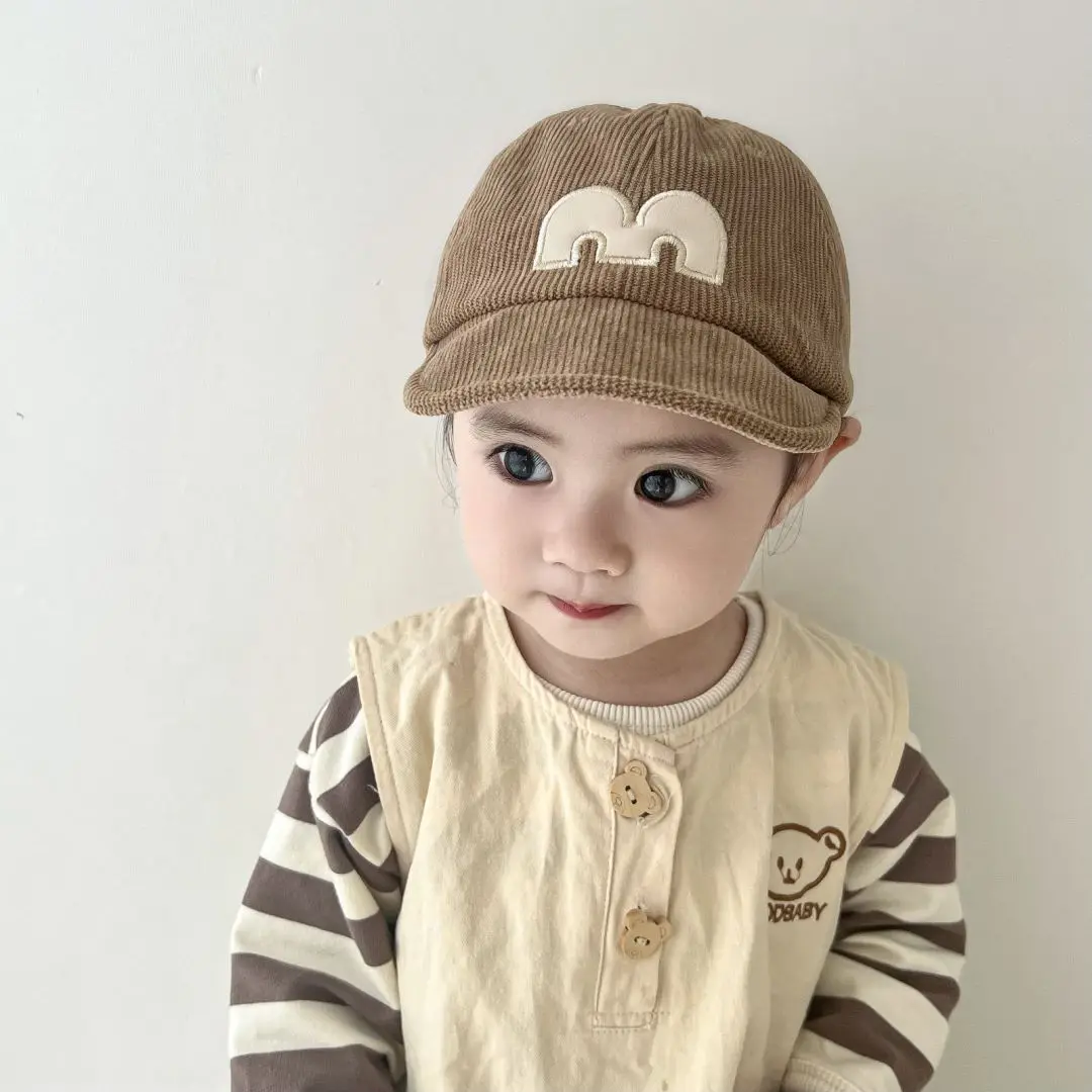 

2023 Autumn Corduroy Baby Hat For Girls Boys Soft Brim Bucket Hat Fashion Letter M Adjustable Kids Bonnet Infant Beanies Gorras