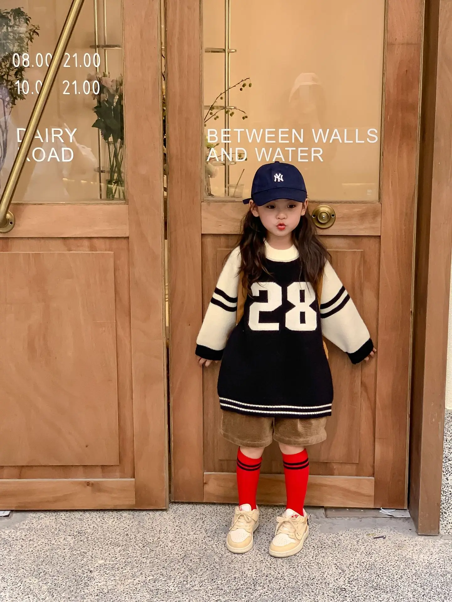 

MILA CHOU 2022 Spring Autumn Girls Casual O-neck Sweater Children Fashion Loose Long Knitted Pullover Kids Raglan Sleeves Top