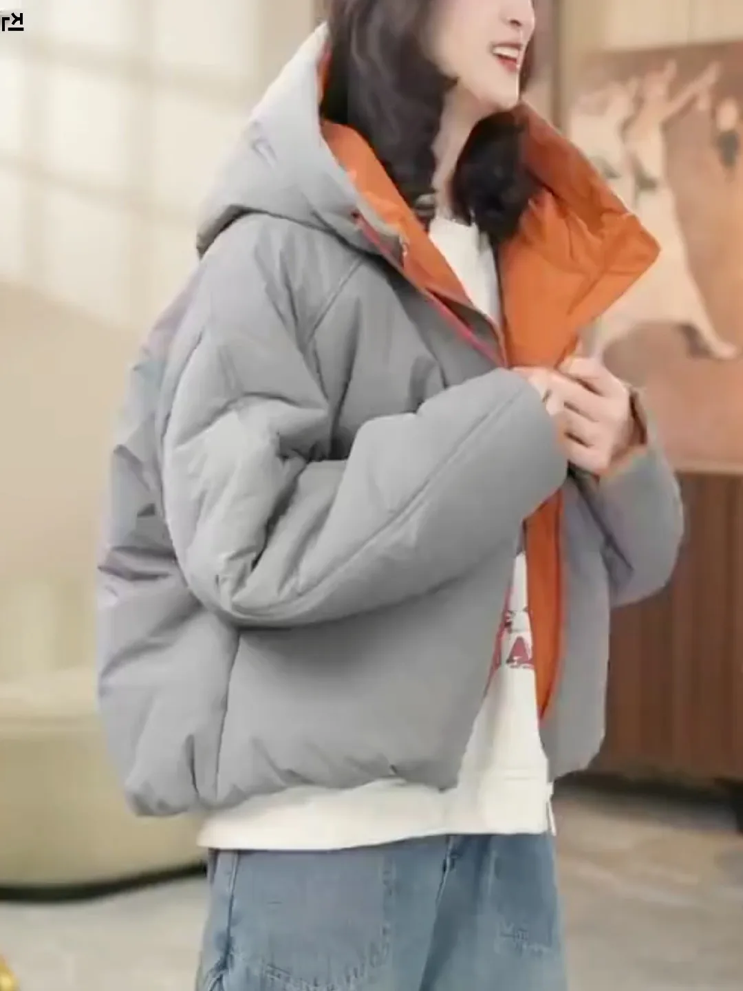 Куртка на хлопковой подкладке с капюшоном. Зимняя лоскутная куртка контрастного