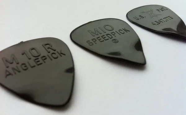 Медиаторы DUNLOP M10R Speedpicks Reverse Angle .84 mm для левшей|Детали и аксессуары гитар| |