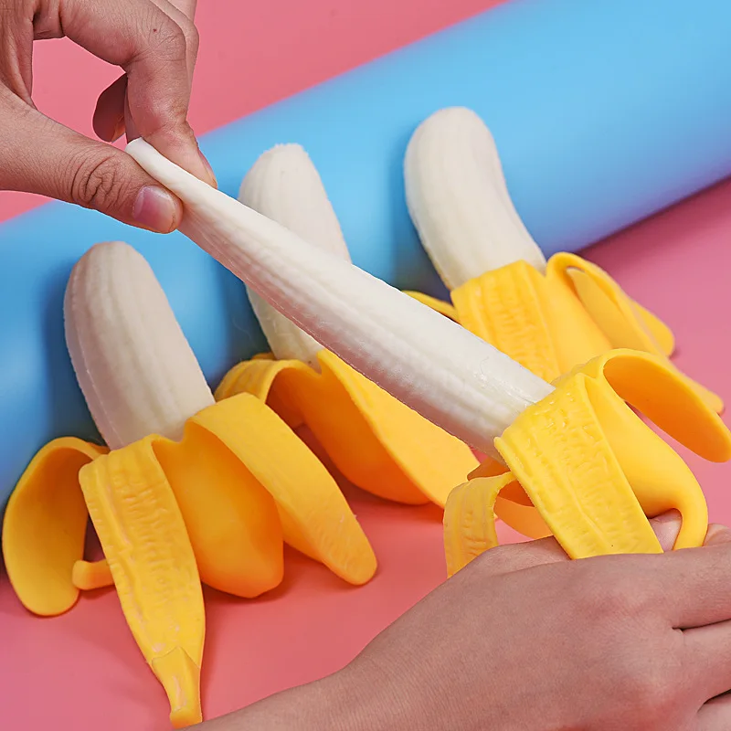 

Decompression simulation banana toy key ring pinch music cute animation around birthday gift