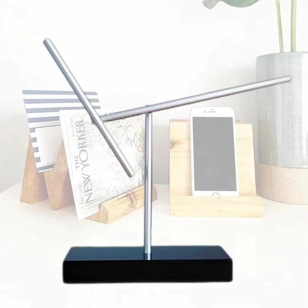 Металлическая фигурка человека Хаоса