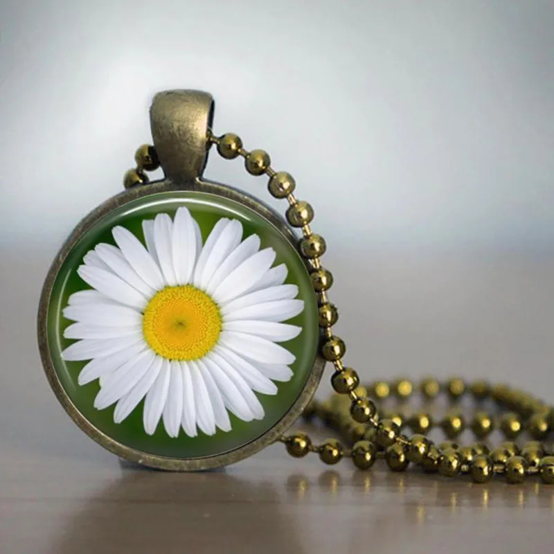 

Decorative natural Daisy pendant time gem necklace best gift wedding party leisure creative jewelry