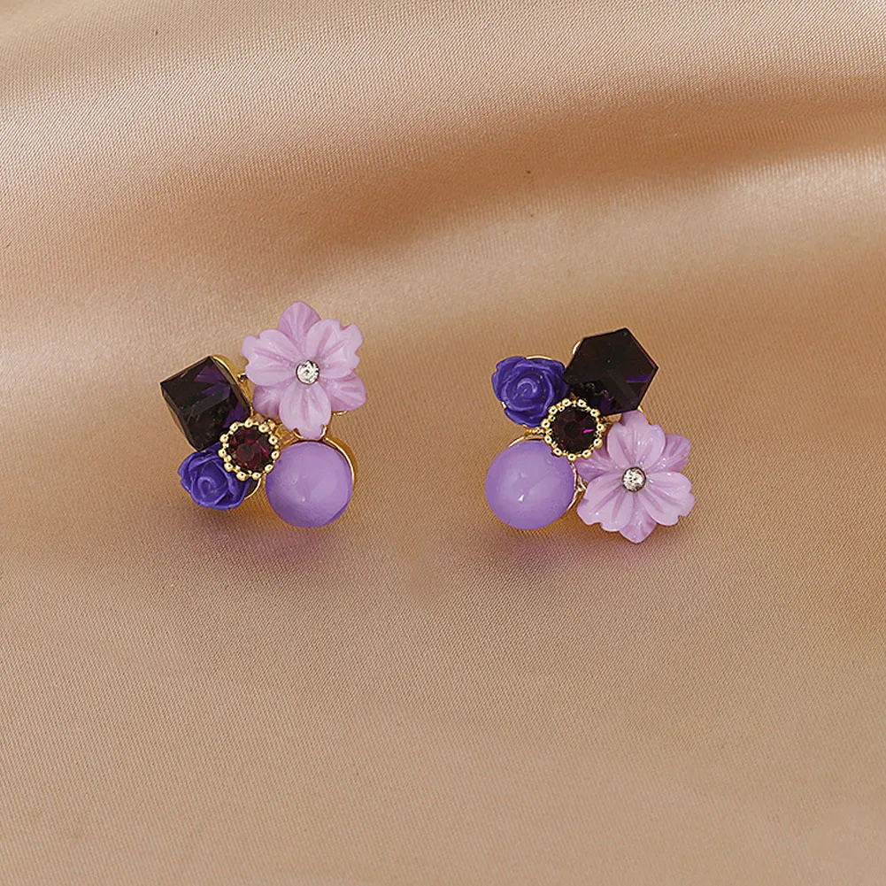 

2022 Summer Fashion Delicate Jewelry Flower Earrings Sweet Design Purple Opal Crystal Resin Stud Earrings For Women Party Gifts