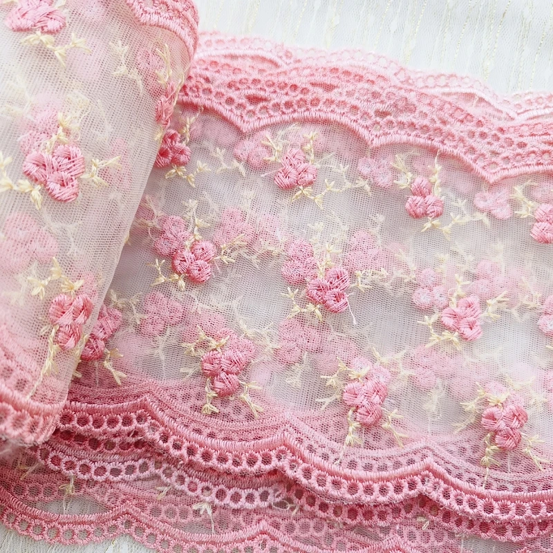 

Мягкая кружевная ткань с вышивкой, ширина 15 см, 25 ярдов