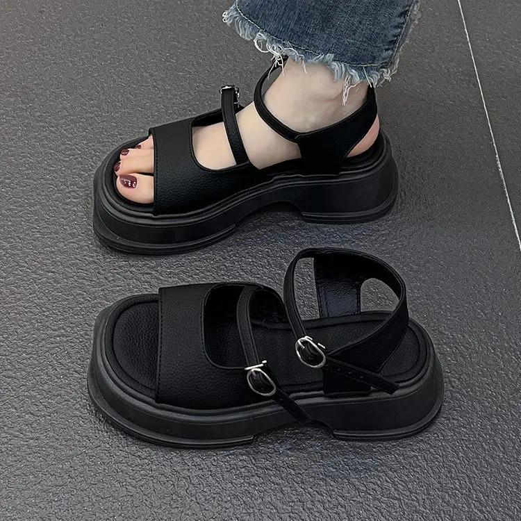2023 Summer New Versatile Casual Sandals Fashion Matsuke Thick Sole Comfortable White Beach Holiday Women's Shoes