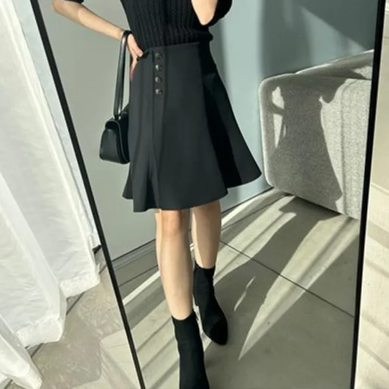 Юбка женская трапециевидная с высокой талией однотонная универсальная простая