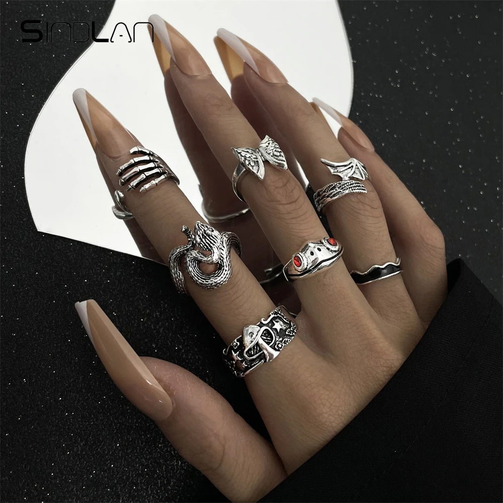 

Sindlan 7Pcs Punk Butterfly Silver Color Rings for Women Gothic Snake Frog Dragon Animal Set Couple Emo Jewelry Anillos Mujer