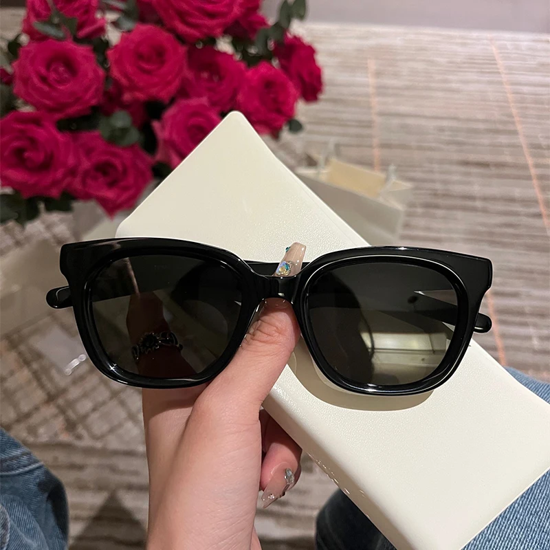 2023 top quality Square black square frame sunglasses resort travel casual glasses