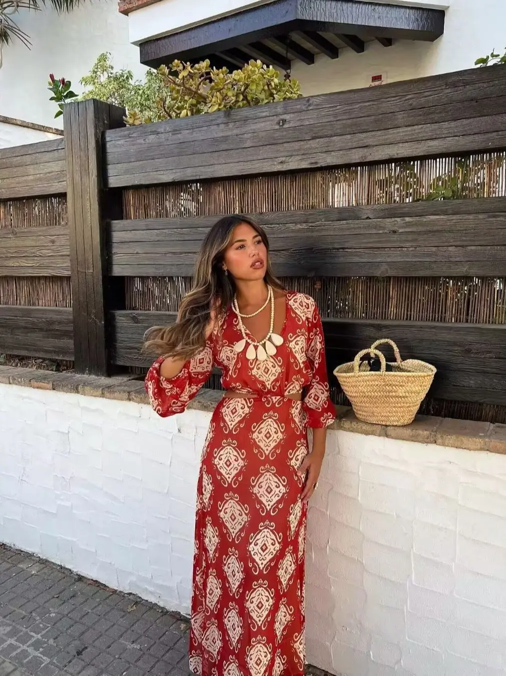 

XNWMNZ Women's Fashion 2023 Printed Midi Cut-Out dress Women Vintage V-neck Long Sleeve Backless Female Dresses