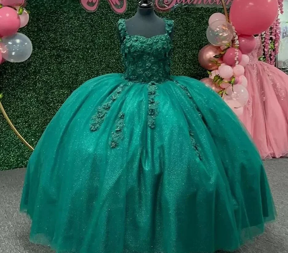 

ANGELSBRIDEP Exquiste Emerald Green Quinceanera Dresses With Straps Sweetheart Puffy Glitter Sequins Formal Debutante Ball Gowns