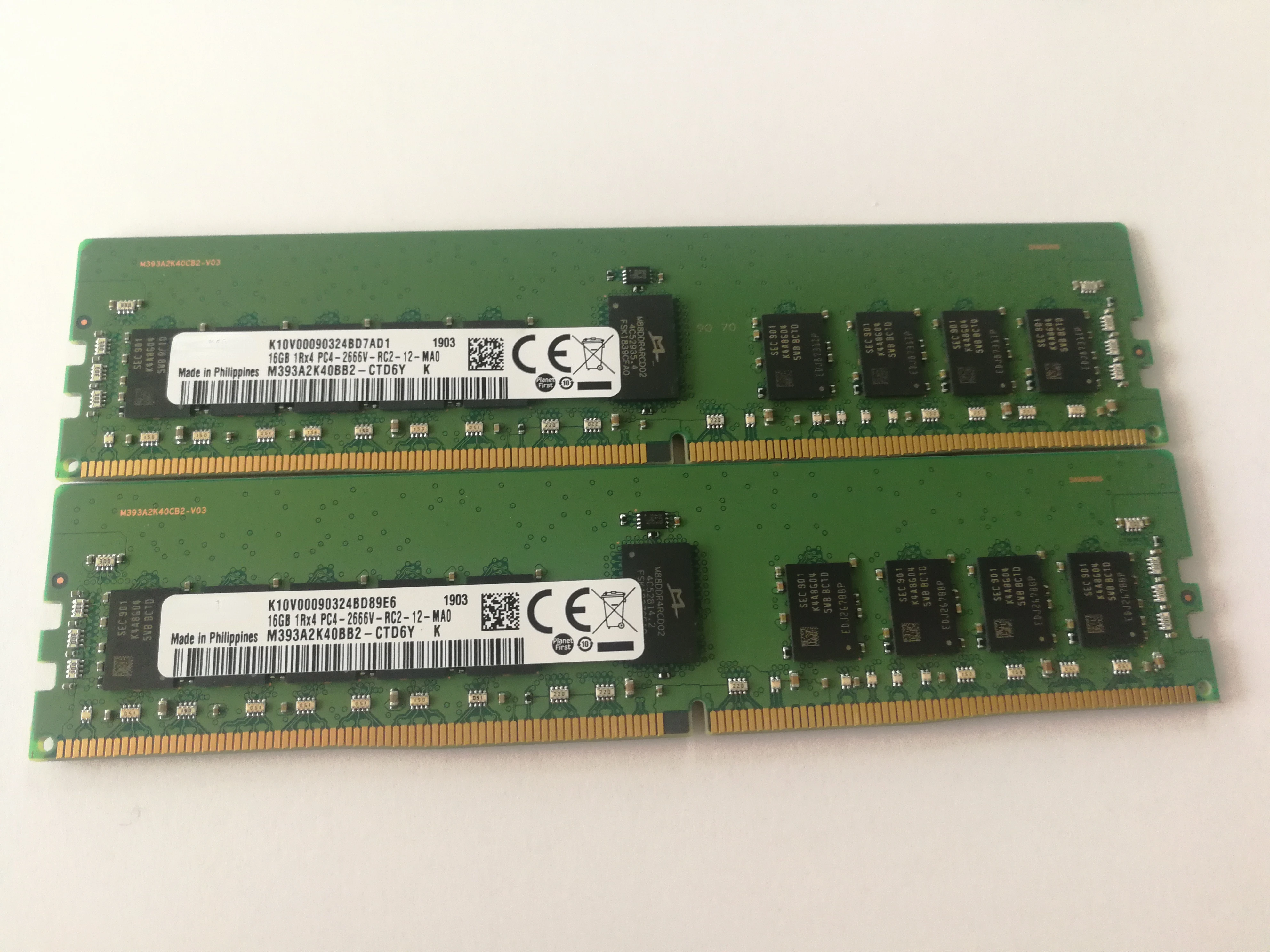 

RAM 16G 1RX4 PC4-2666V ECC REG Server Memory Stick M393A2K40CB2-CTD