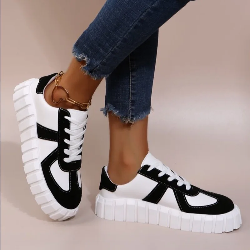 

Кроссовки женские замшевые, повседневная обувь в стиле пэчворк, на шнуровке, с круглым носком, разные цвета