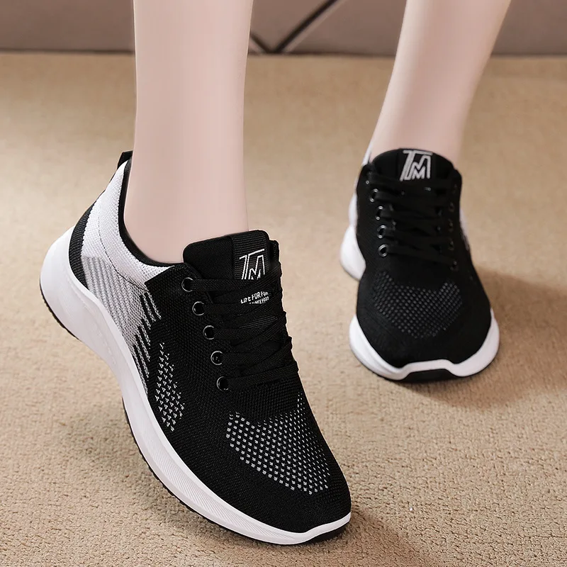 Breathable Shoes for Women Sneakers Stretch Fabric Tenis Feminino 2022 New Lace-up Casual Lady Shoes Platform Sneakers Woman