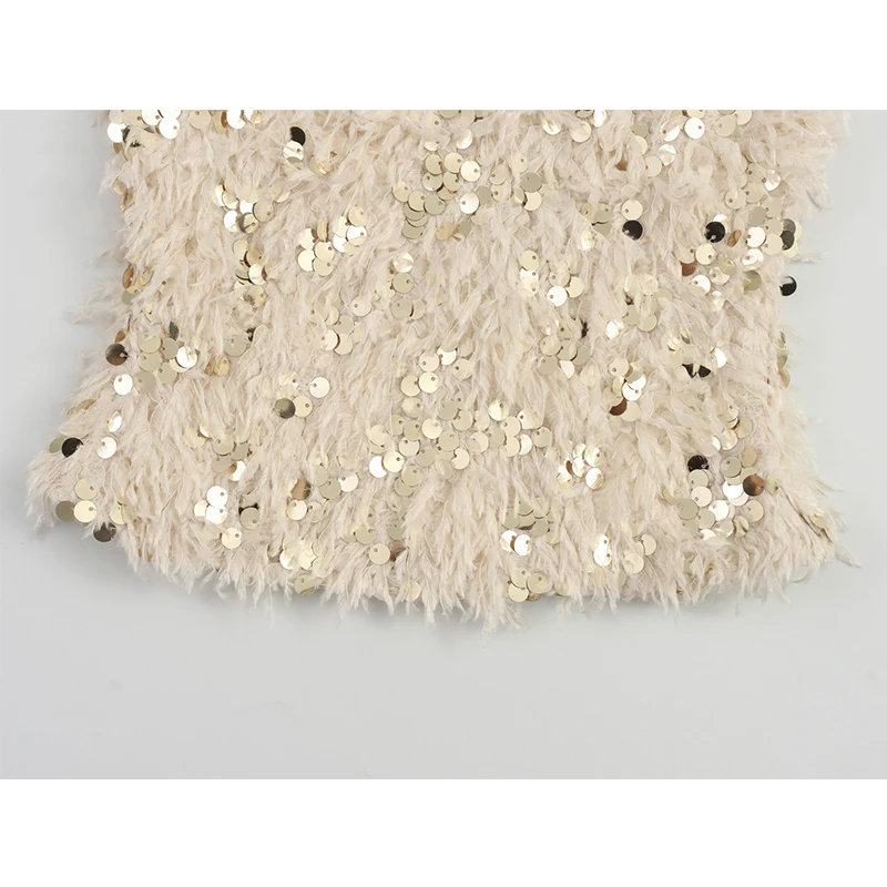 Женский укороченный топ без бретелек с пайетками