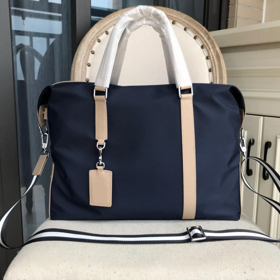 The Latest Top-level Portable Travel Bag Has A Unique Large Capacity Space Design Fashionable Casual Simple Atmospheric Wome