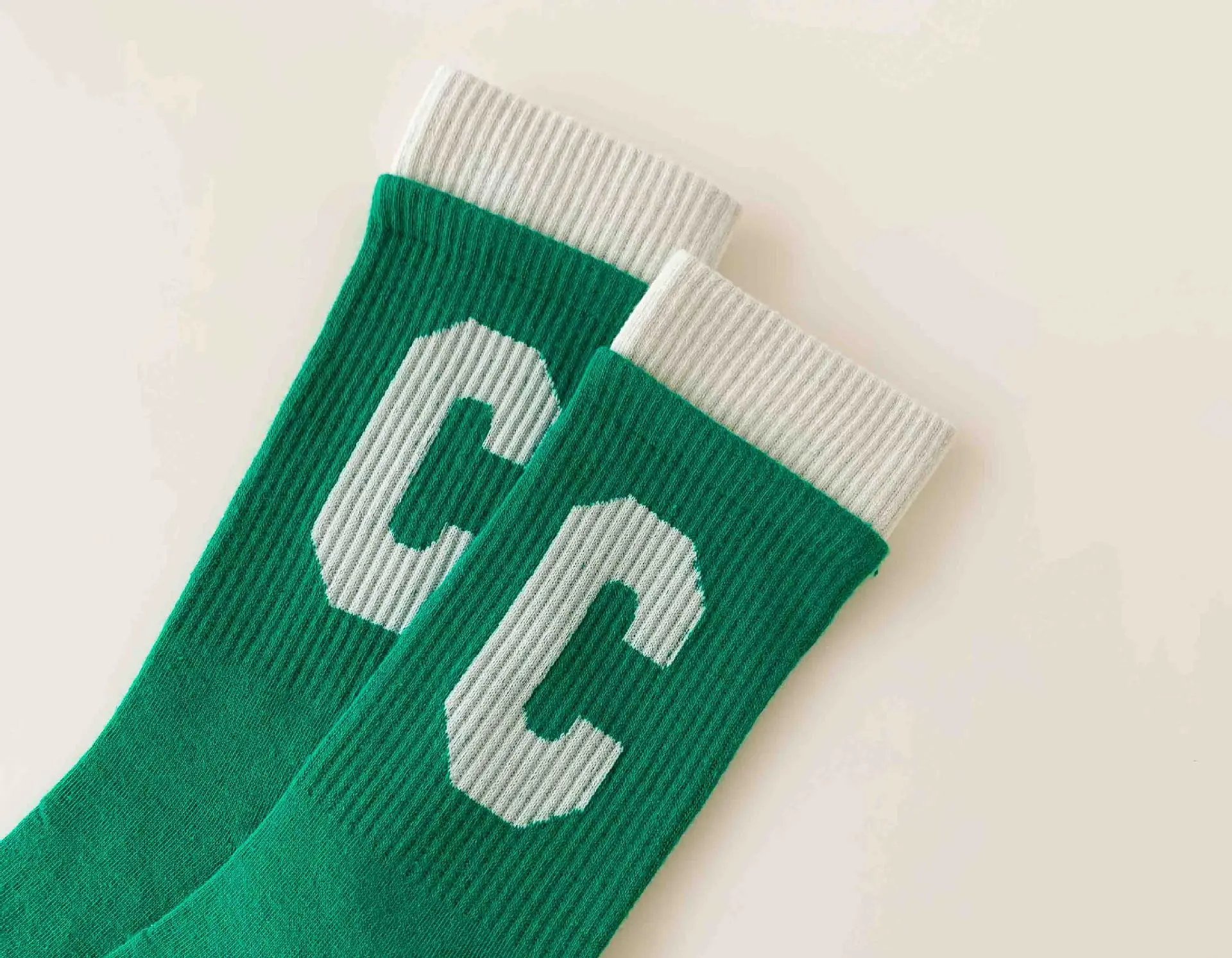 Fashion New Sports Cotton Socks Set for Women Casual Letter Black White Green High Quality Cartoon Cotton Girls Socks 5 Pairs