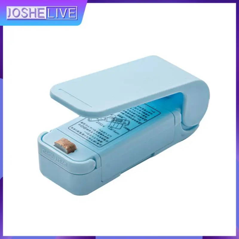 

High Quality Mini Sealing Machine Food Preservation Vacuum Sealing Heat Resistant Function Easy To Carry Small Household Plastic