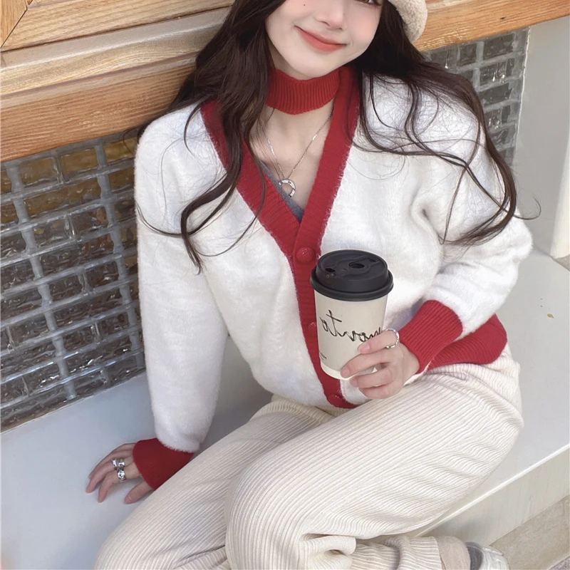 

Retro V-neck Hollow Contrasting Color Knit Sweater Hanging Neck Cardigan Jacket 2022 Spring and Autumn New Clothing Women