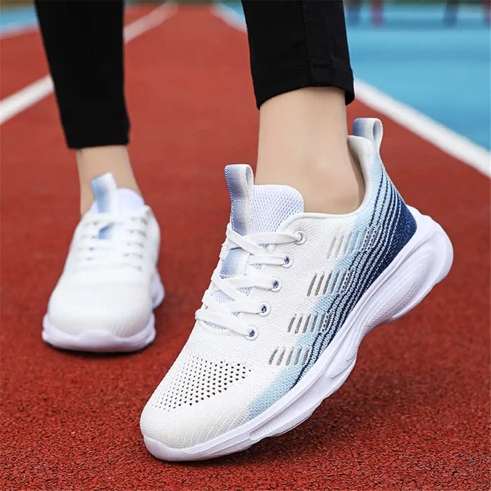 

Весенне-осенние двухцветные белые кроссовки, женские баскетбольные спортивные туфли большого размера, Прямая поставка, фабричная обувь ...