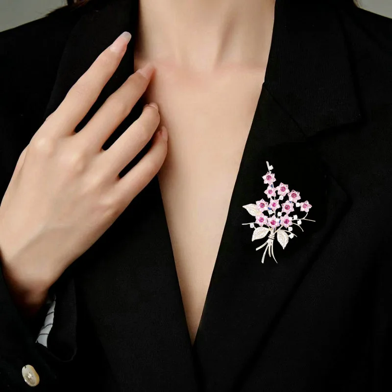 Роскошный кристалл кубический оксид циркония брошь элегантный бюстгальтер