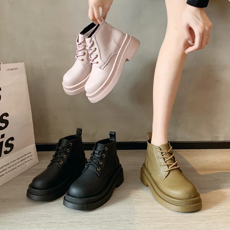 

Ботинки на среднем каблуке-женская зимняя обувь с круглым носком на шнуровке Женская обувь в стиле "Лолита 2022 на плоской подошве в стиле рок женские резиновые