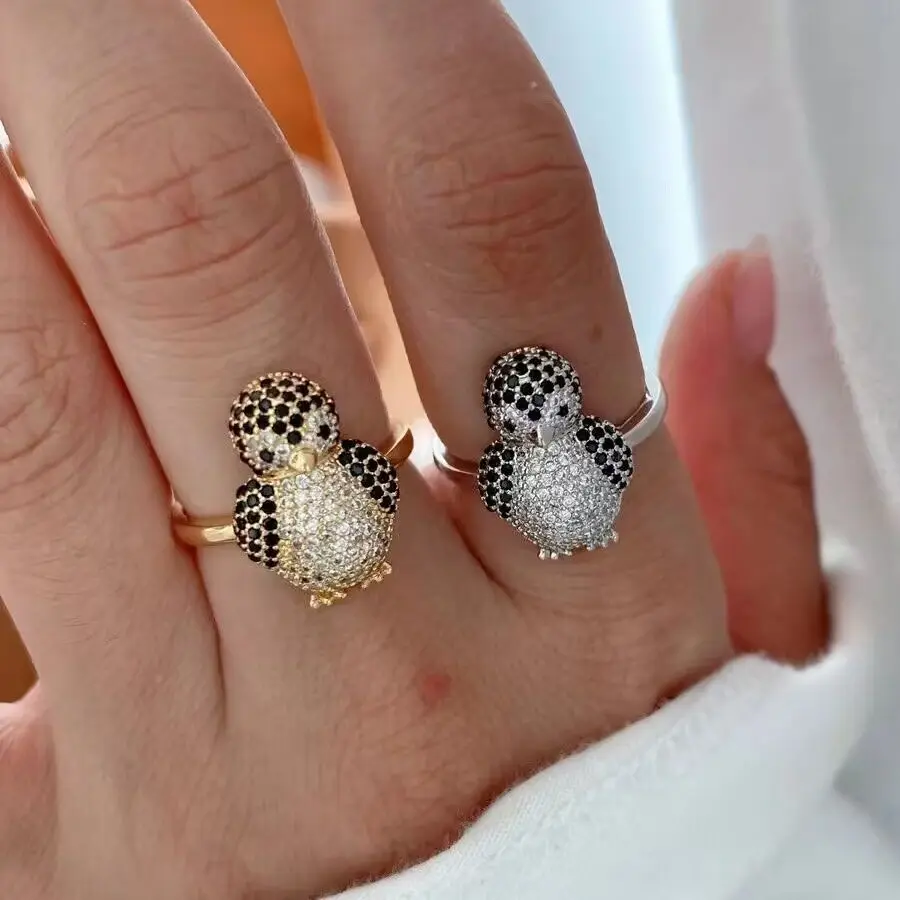 

5Pcs New Personality Animal Design Trend Jewelry Black White Zircon Penguin Rings for Women Gifts