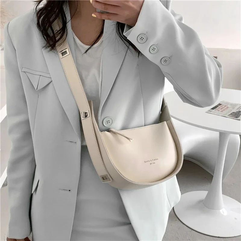 Unistybag Crossbody Bag for Women Fashion Semicircle Saddle Bags Retro Shoulder Bag Female Luxury Bags PU Leather Hand Bags