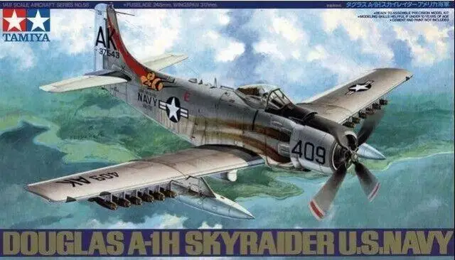 Tamiya 61058 Комплект модели самолета в масштабе 1/48 Американский темно-синий Douglas A-1H