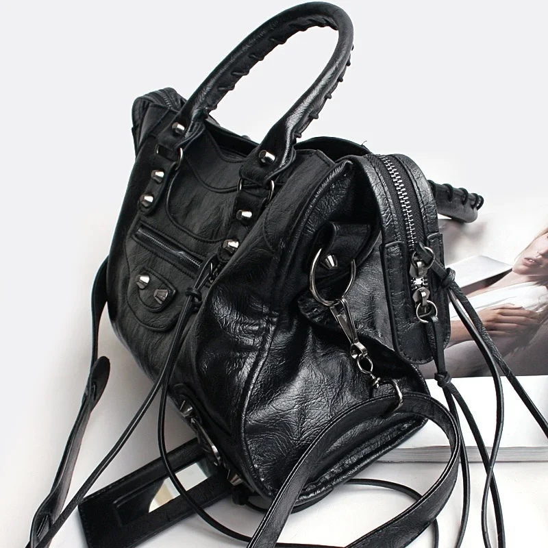 

Women Luxury Designer Rivets Handbags Soft Tassel Motorcycle Totes Ladies PU Stylish Crossbody Bags Shoulder Messenger Bag