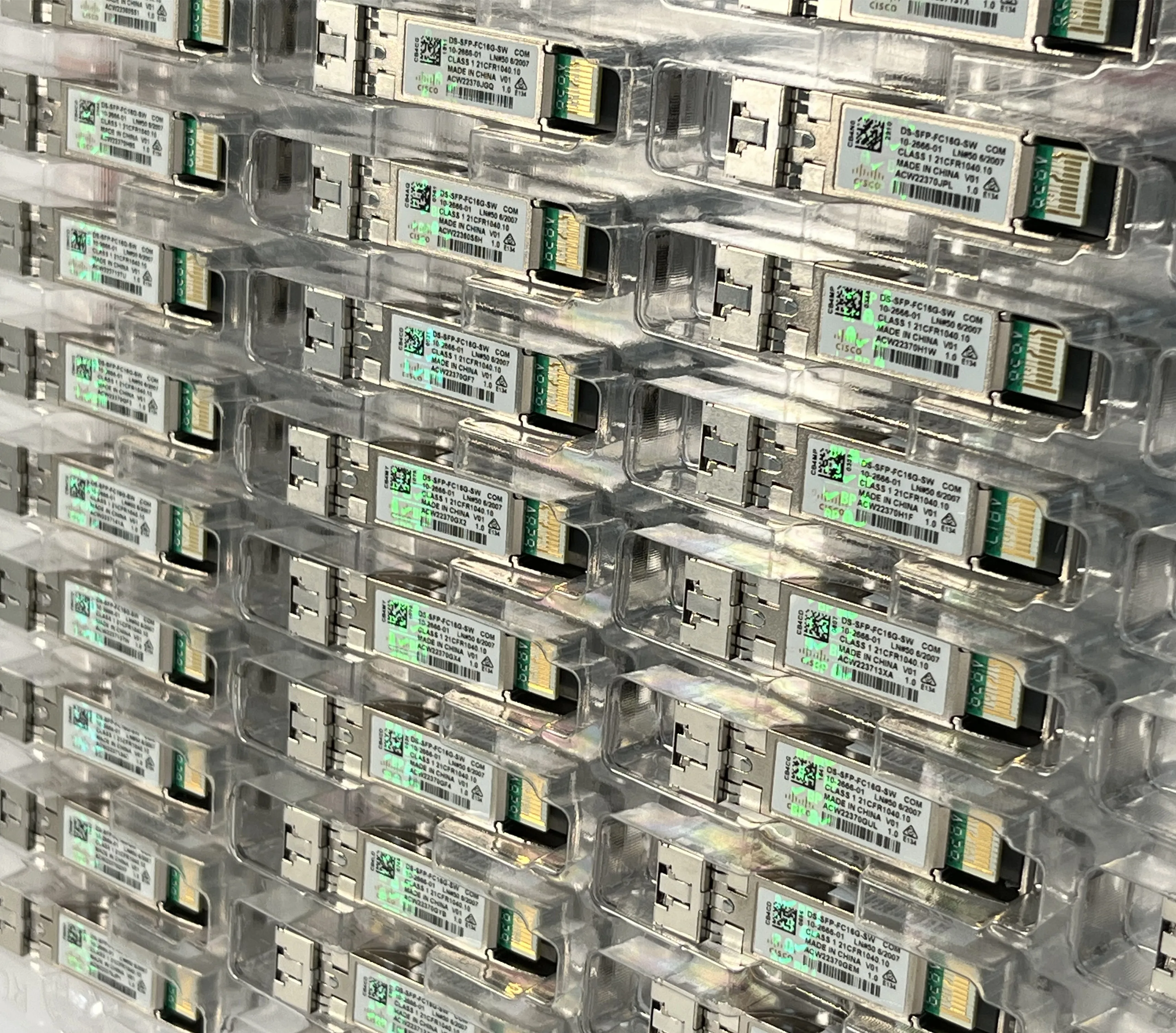 Cisco DS-SFP-FC16G-SW 16 Gbps Fibre Channel SW SFP LC AK 10-2666-01 W/ Hologram Label Large Qty in Stock