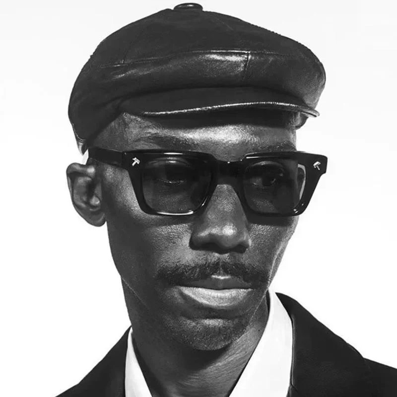 Классические квадратные солнцезащитные очки с заклепками для вождения на