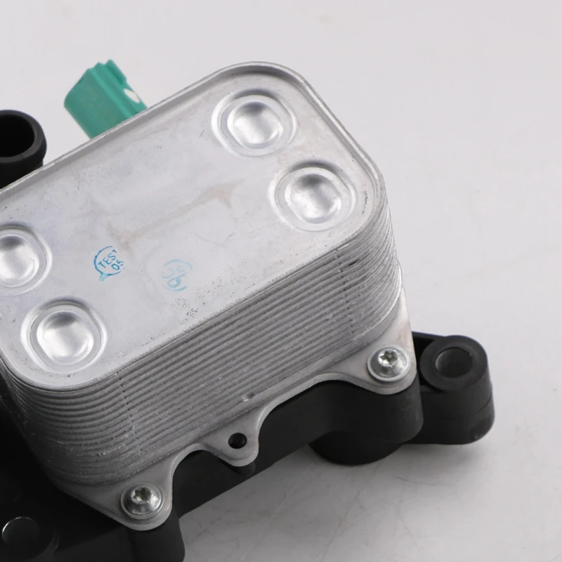 Держатель фильтра радиатора масляного в сборе 04B115389B 04B11-5389B для A1 Seat Ibiza Skoda Fabia RAPID