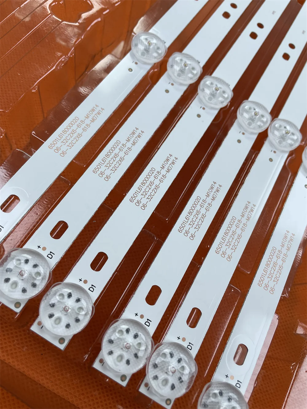 40 шт. подсветка для PTV32C30 Ph32c10dsgwa светодиодный Ph32c10 PTV32C30D AKAI AKTV3227H LT-32C485 06-32C2X6-618-M10W14